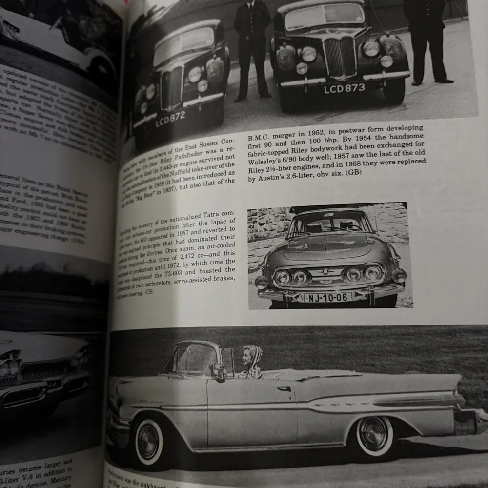 The Pictorial History of the Automobile by Peter Roberts‎ (HC/DJ)